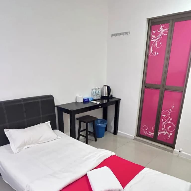 BEAR HOTEL at NILAI - photo 4
