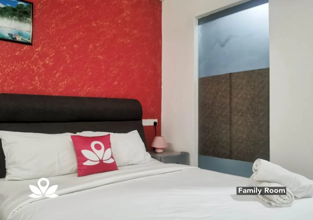 LSH Hotel - photo 10