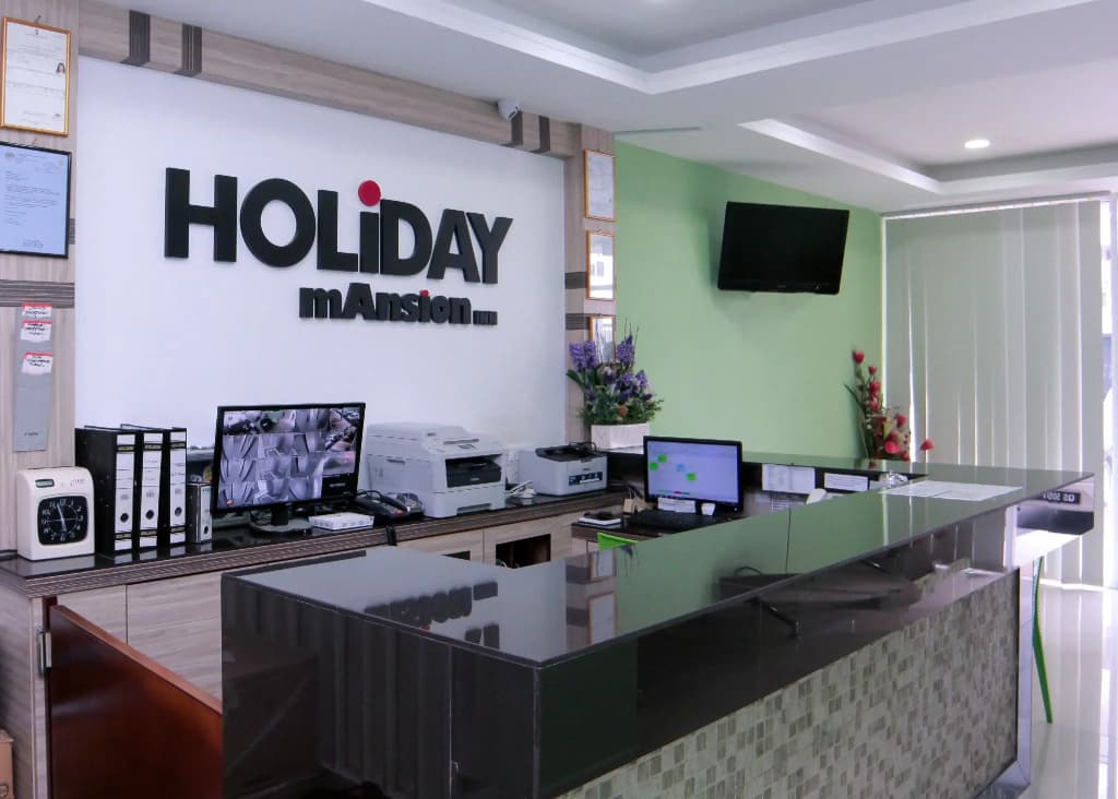 OYO 44054 Holiday Mansion Inn - photo 2