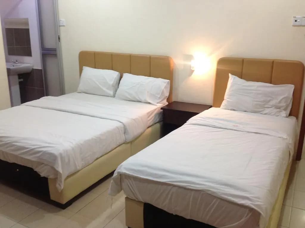 DG One Stop Budget Hotel - photo 5