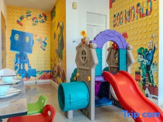 D'Pristine Theme Suite by Nest Home at LEGOLAND - photo 2