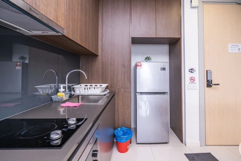 OYO Home 89720 Marvelous 1brGrand Medini - photo 12