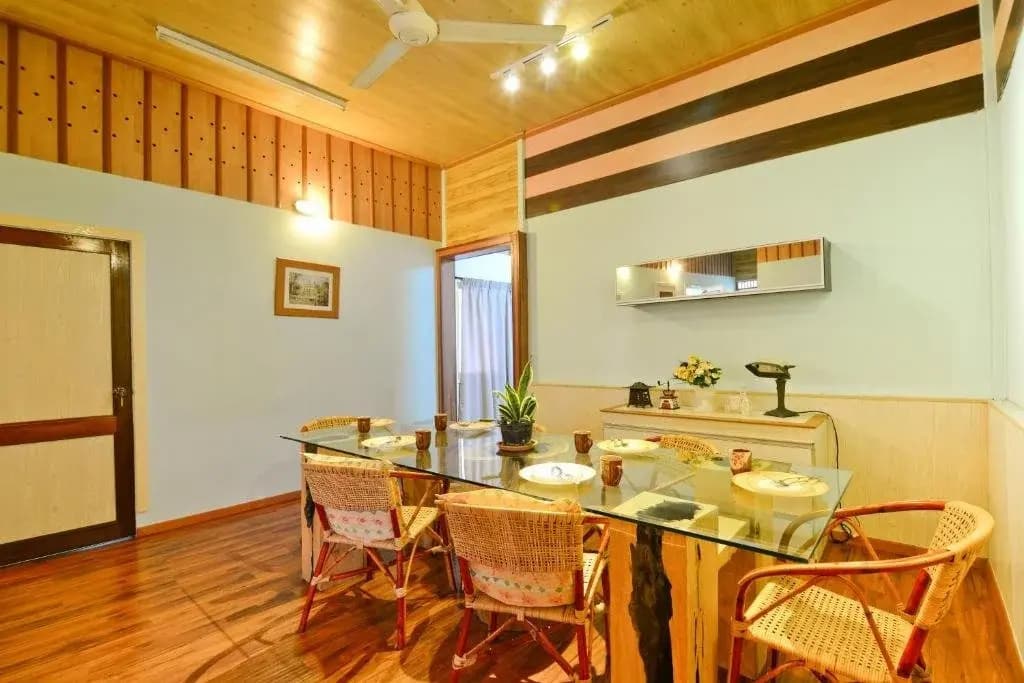 Courtyard Homestay - photo 9