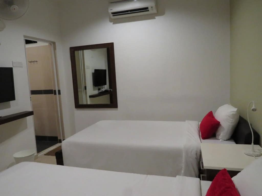 Cactus Inn - photo 4