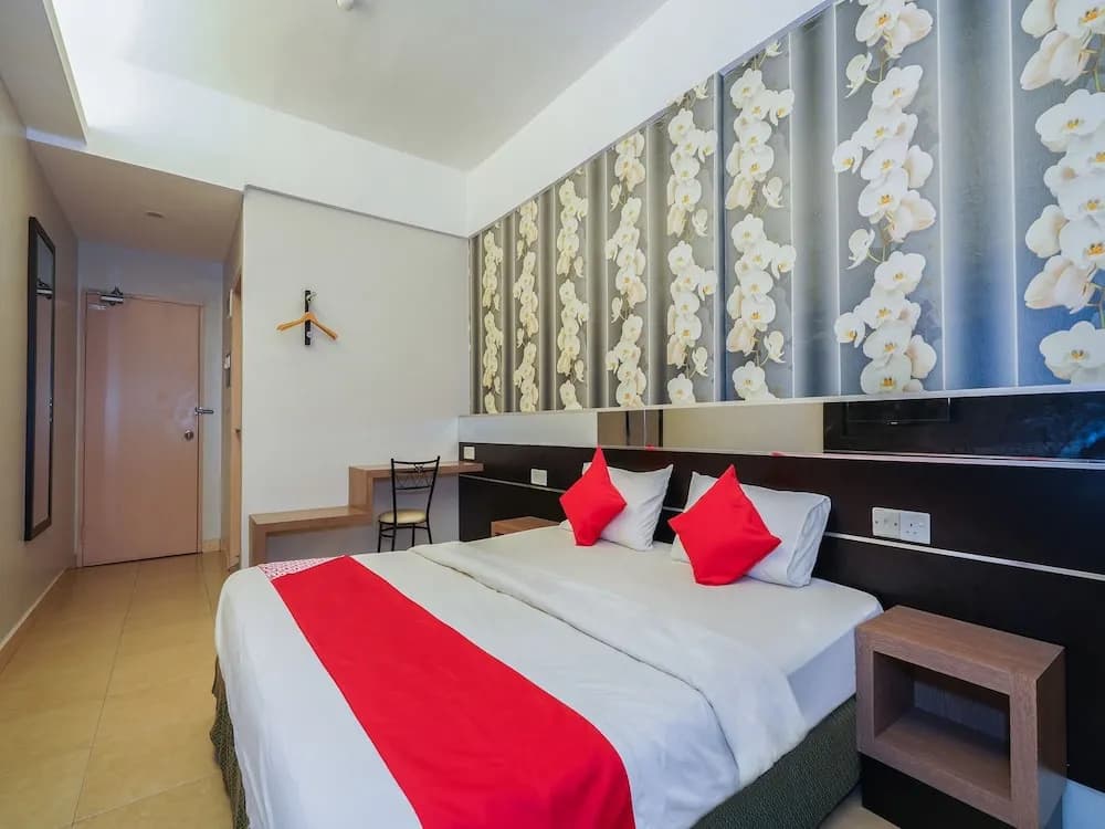 Hotel Orchard Inn by OYO Rooms - photo 3
