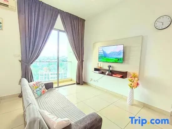 #CS5, Homely Cybersquare Ensuite with Skyline View - photo 10