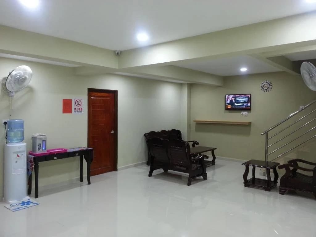Leaf Guest House - photo 14