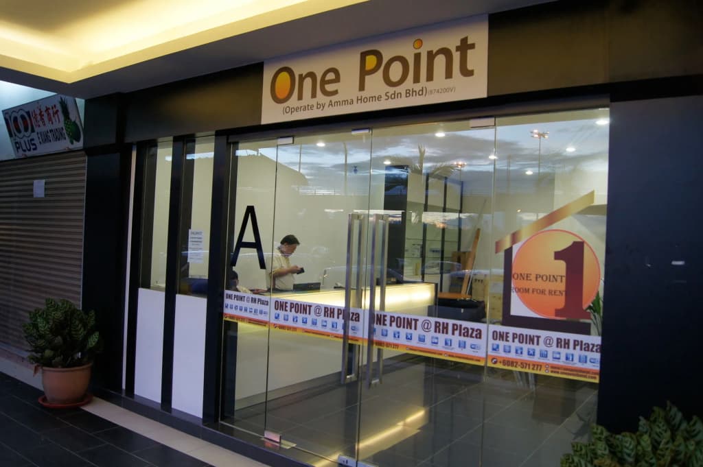 One Point Hotel - RH Plaza - photo 1