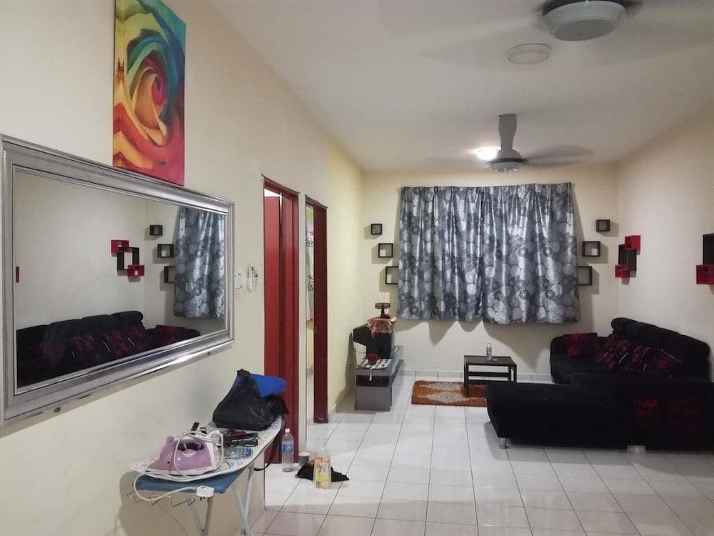 Sweet Angkasa Homestay - photo 3