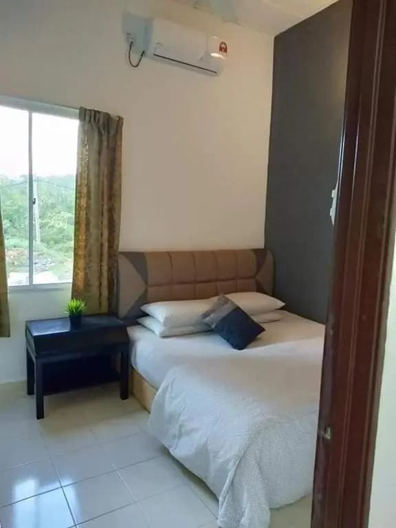 Belebar Studio Room Taman Negara Pahang Malaysia - photo 4