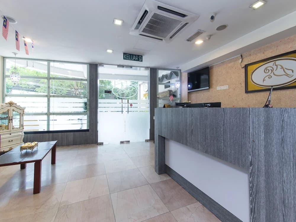 OYO 124 Hotel Seniman Sentul - photo 17