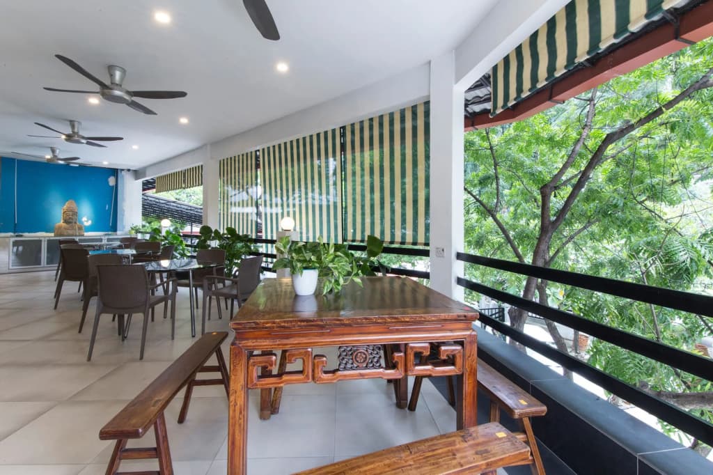 Lodge Paradize Hotel by OYO Rooms - photo 17