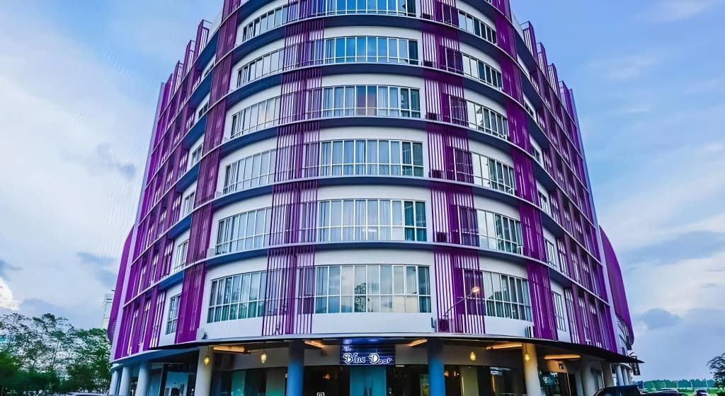 Win Hotel - photo 33