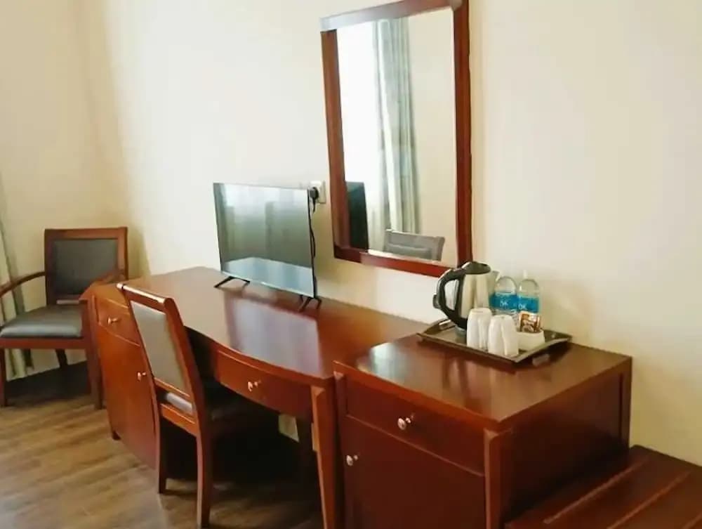Hotel O Atari Inn - photo 11