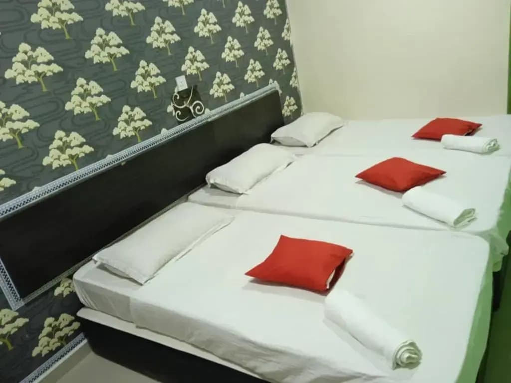 Ezi Hotel Klang - photo 4