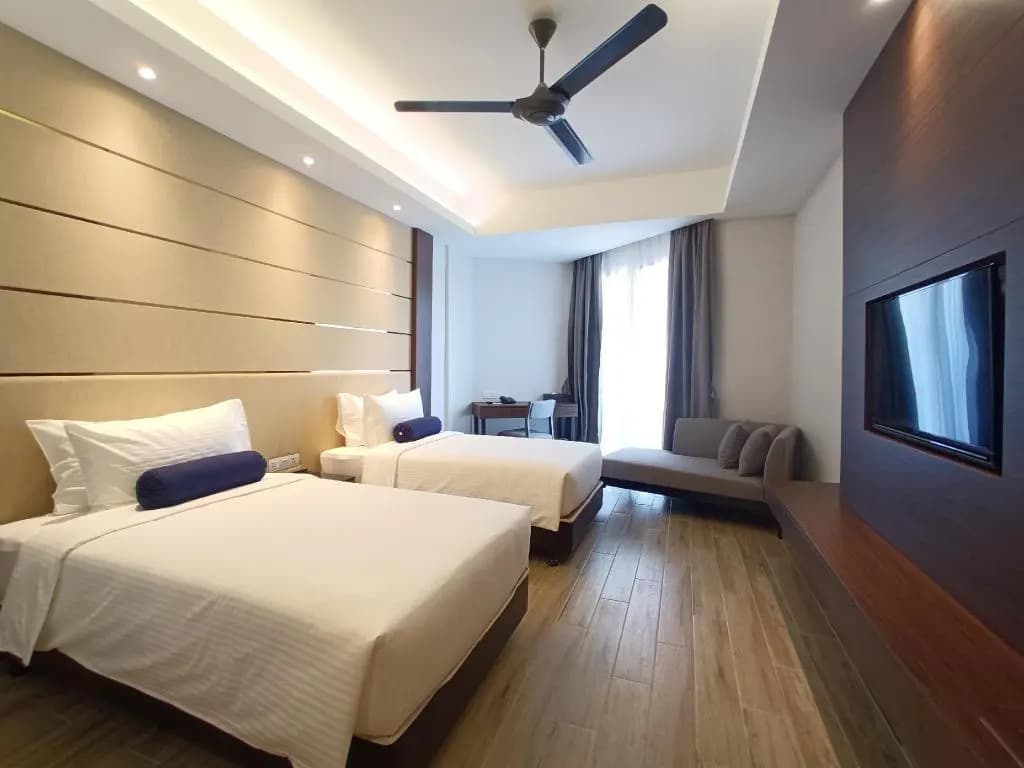 Pacific Regency Beach Resort Port Dickson - photo 5