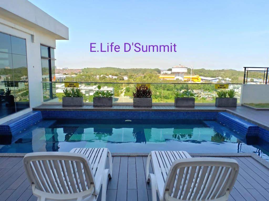 E.Life D'summit Residences
WiFi - main photo