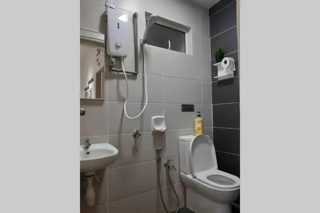 Avengers Homestay @ KLIA + FREE Wifi & Netflix - photo 7