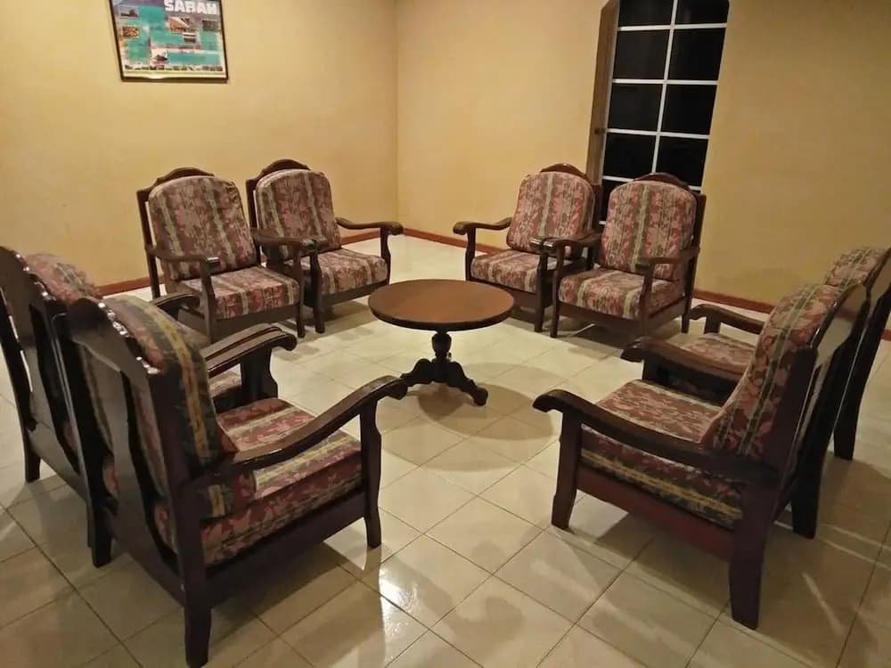 Golden Palms Hotel - photo 18