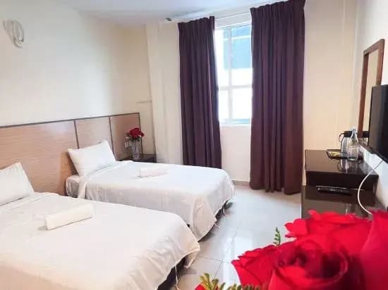 Chariton Hotel Skudai Kiri - photo 1