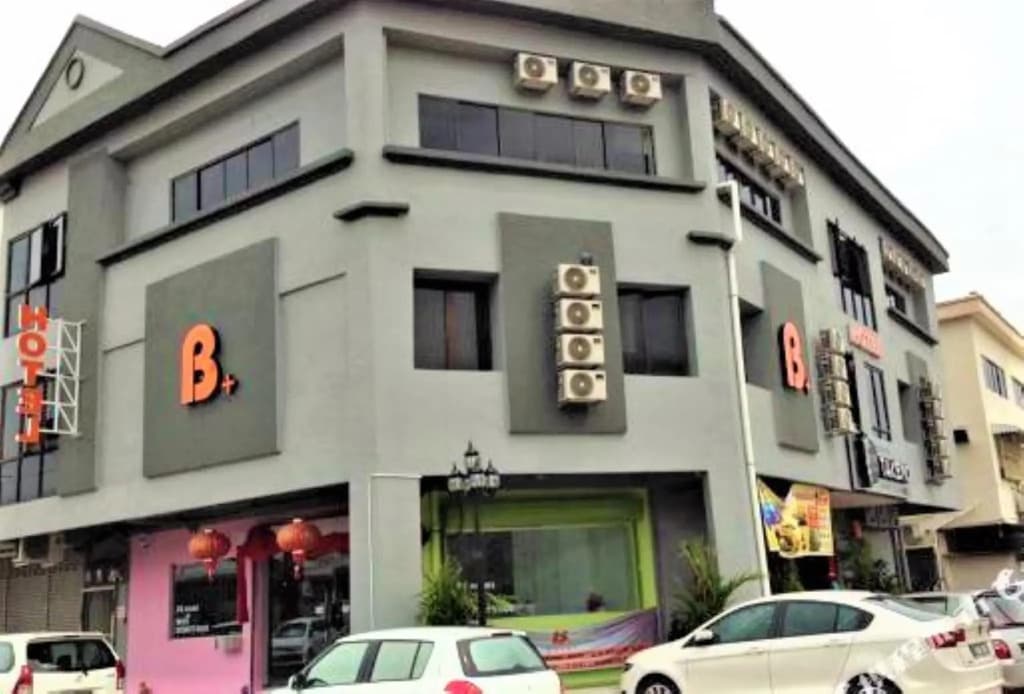 B+ Hotel - photo 1
