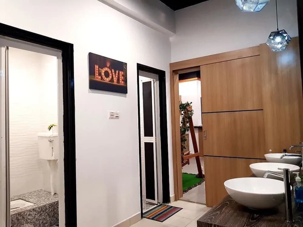 JK Capsule Hostel - photo 8