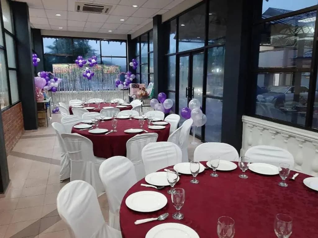 Dlayaran Hotel & Cafe - photo 10