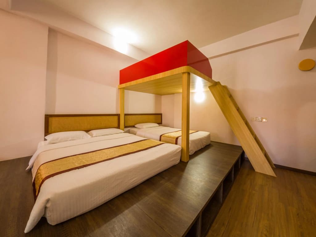 Miri Hotel - photo 6
