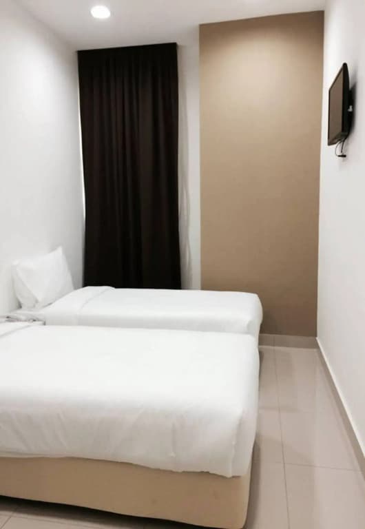 YY48 Hotel - photo 15