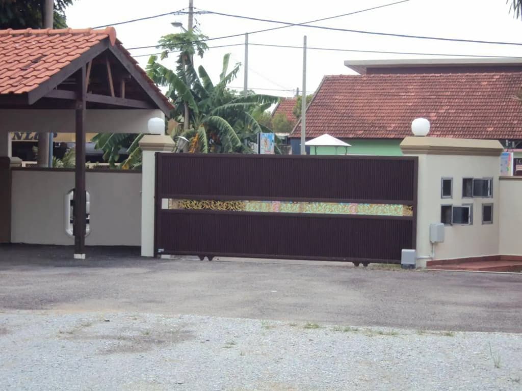 Abang Adik Service Suite Hotel Melaka - photo 8