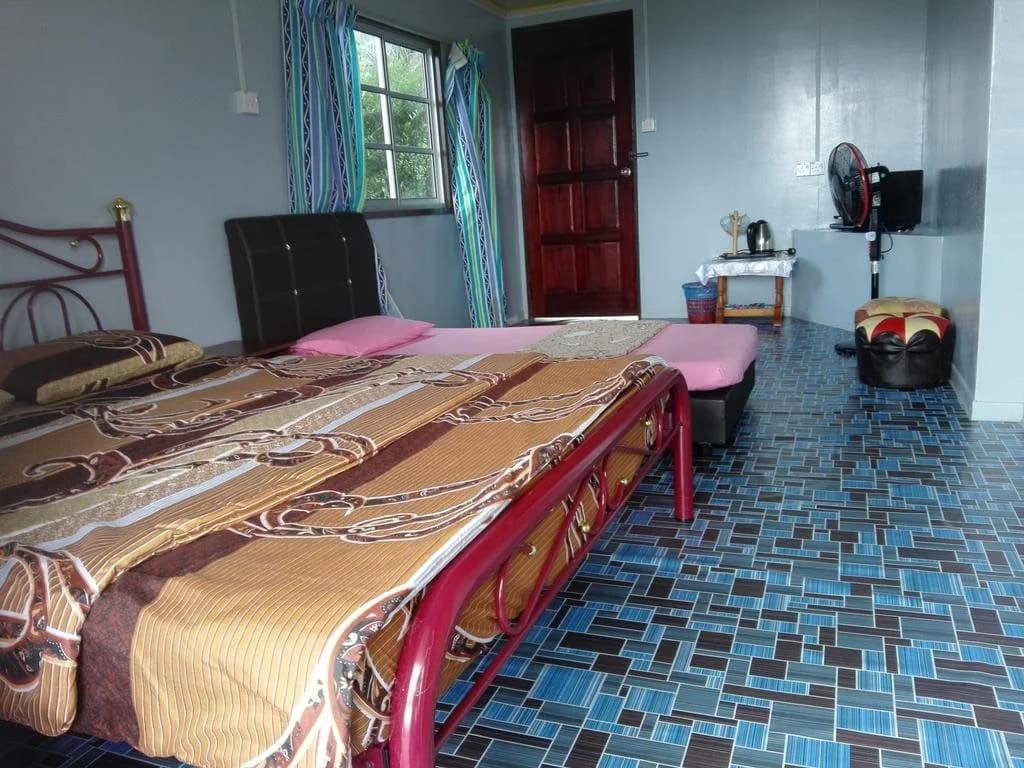 Ren - Hana Kampungstay Kundasang - photo 2
