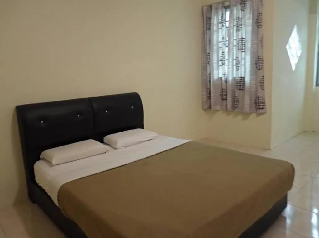 Golden Hill Double Storey Homestay at Night Market - photo 2