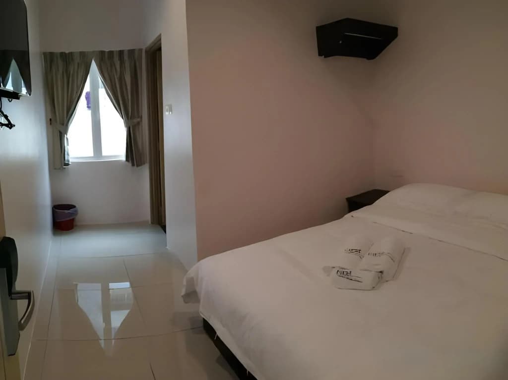 First Guest House Cheras - photo 3