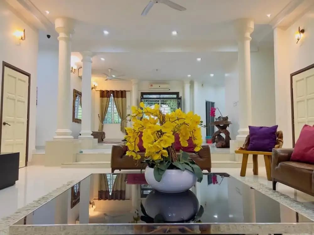 Villa Solihin - photo 1