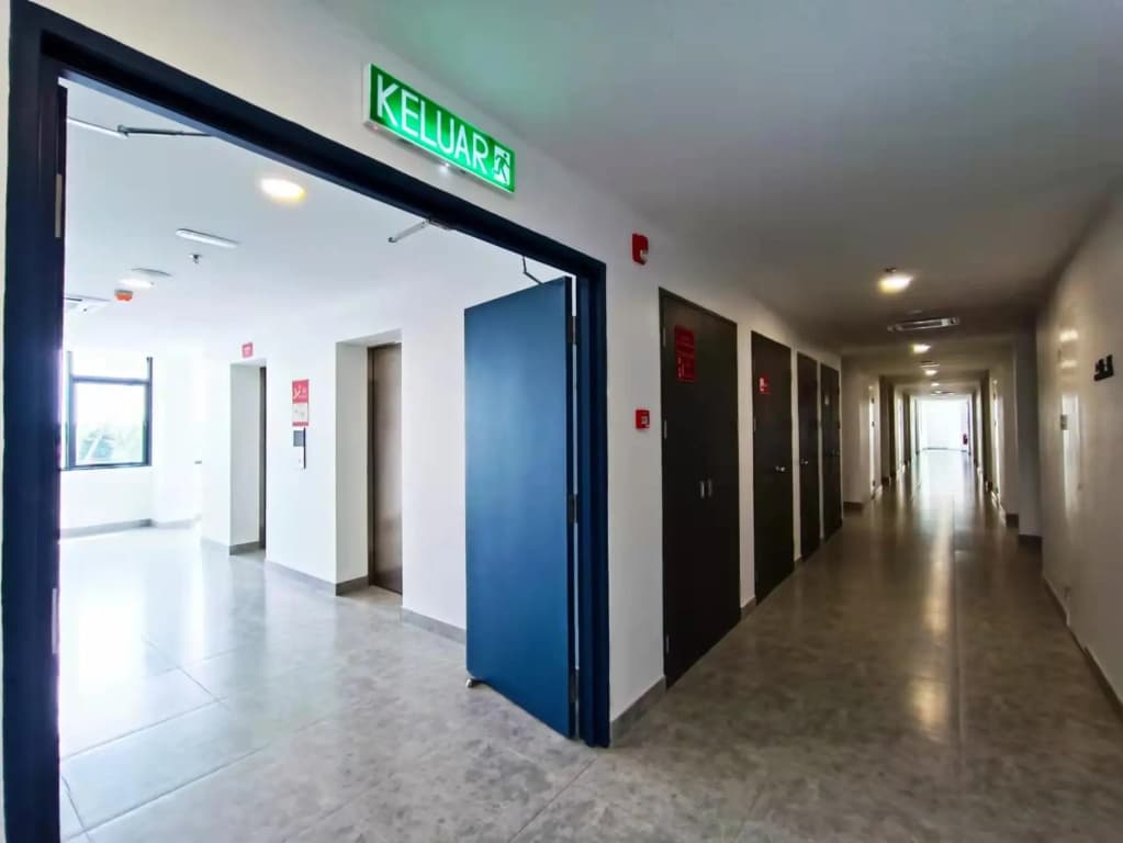 Starlink Hotel - photo 2