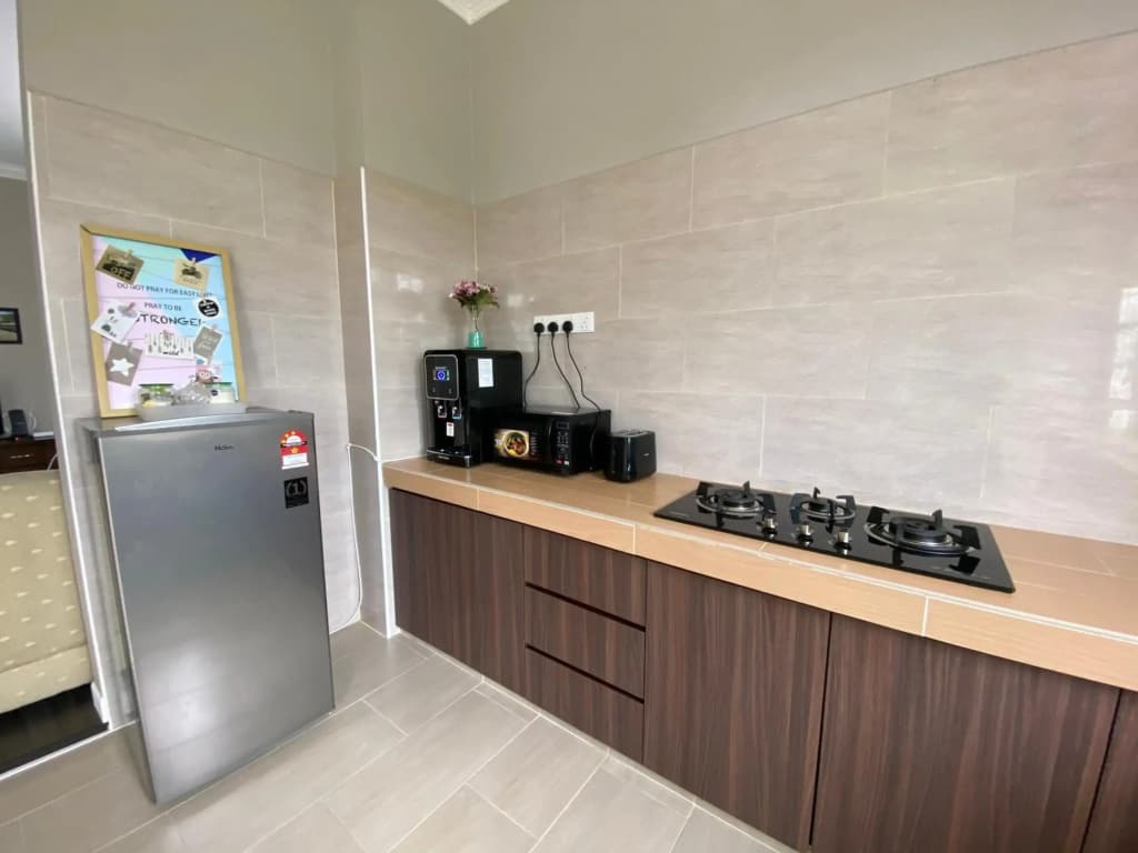 Shafickza Guesthouse - photo 24