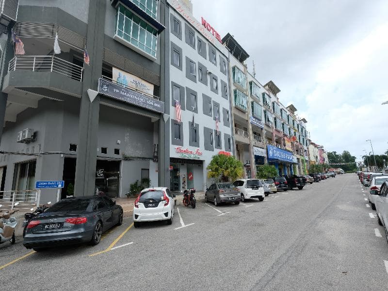 Carlton Inn Bukit Ubi - photo 19