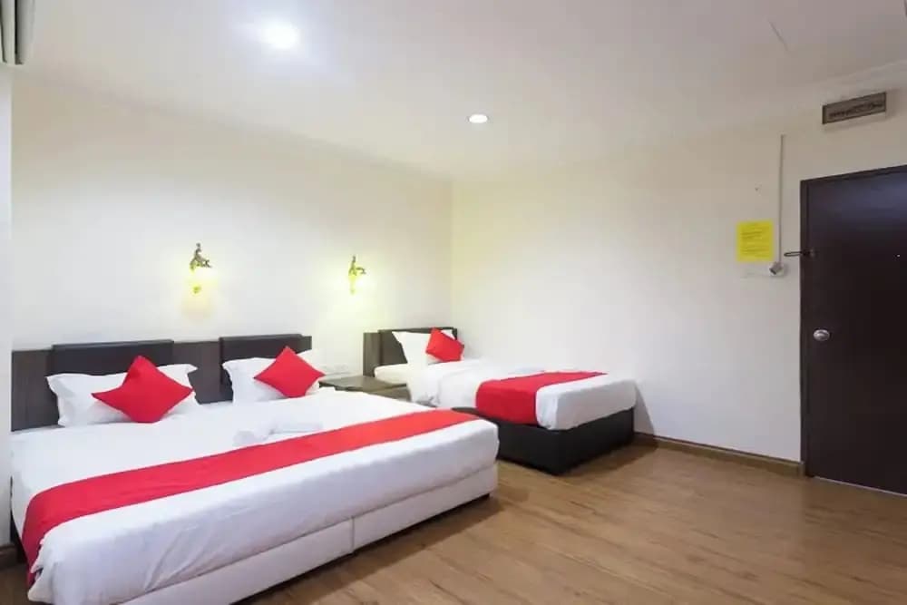 T P Hotel - photo 24