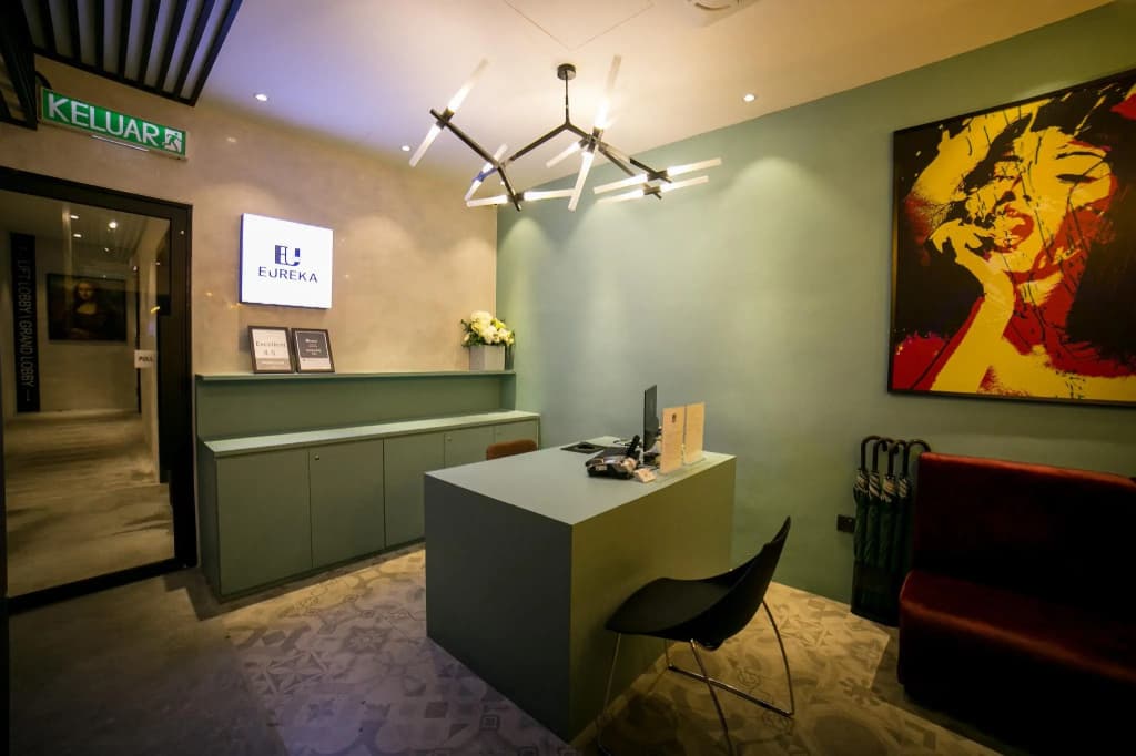 Eureka Hotel - photo 10