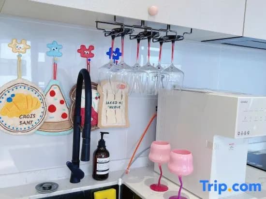 Space Residency KSL Playful Dopamine 2Bedroom - photo 3