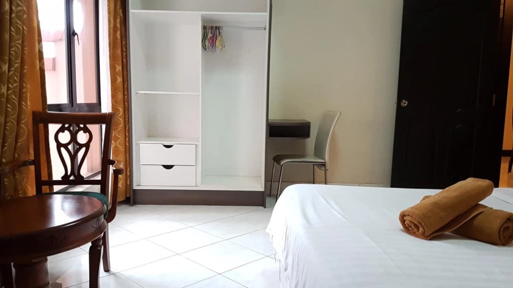 Marina Court 3Bilik2Tandas Apartmen Tengah2 Bandar Maksimum 10 Org Termsk Kanak2 1 Parkir Percuma 2 Kolam Besar - photo 21