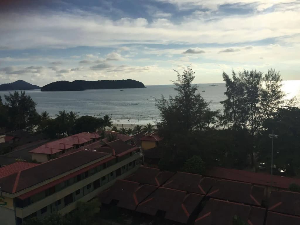 Langgura Baron Resort - photo 20