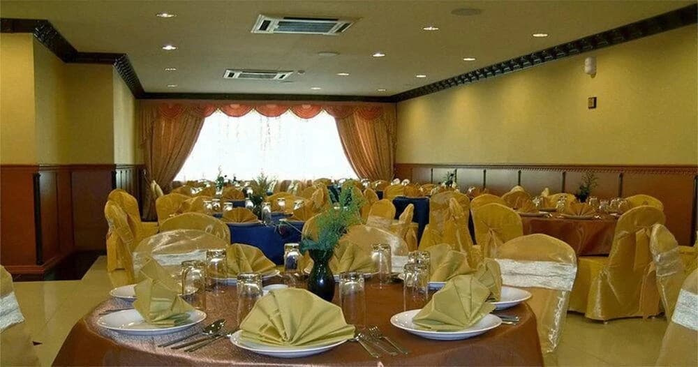 TC Inn Capital Hotel - photo 17