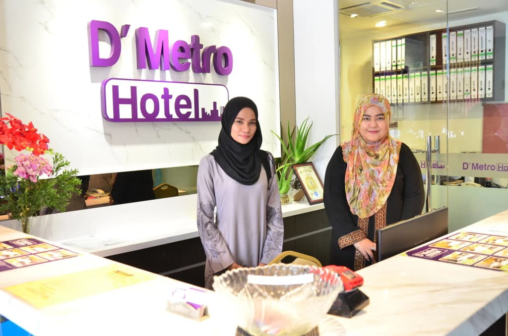 D'Metro Hotel - photo 18