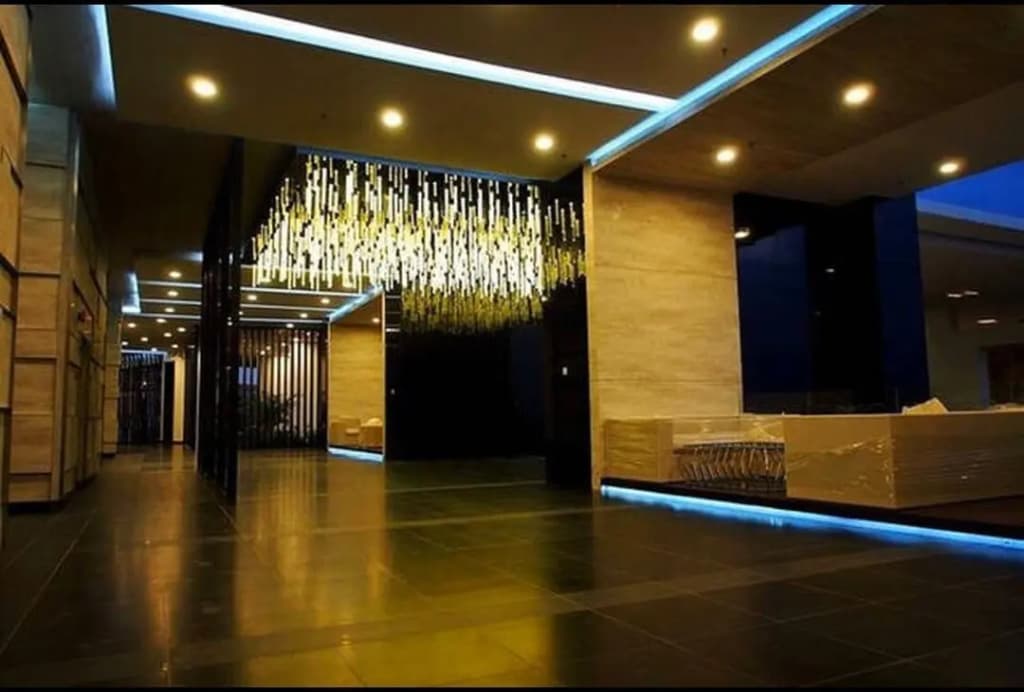 TROPEZ RESIDENCE 1Min-danga bay 15Min-Legoland - photo 4