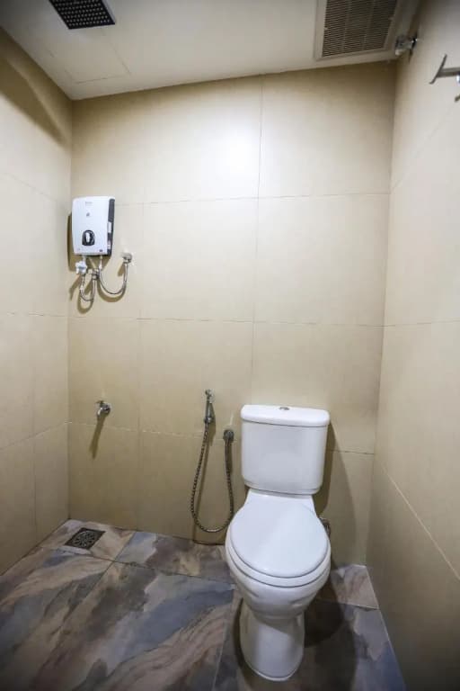 New Dawn Hotel - photo 5