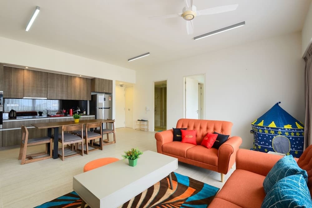 2 Bedrooms Apartment By The Sea - photo 2