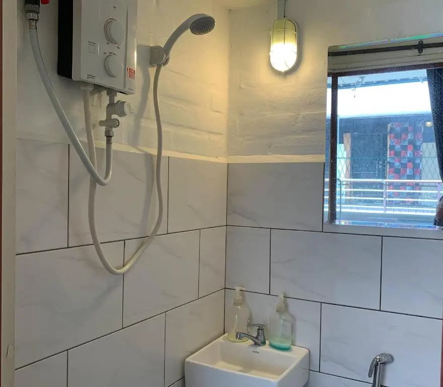 AE Semporna Guesthouse - photo 4