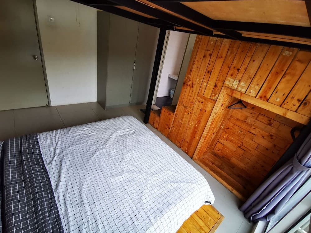 The Woodz Thematic Homestay - photo 4