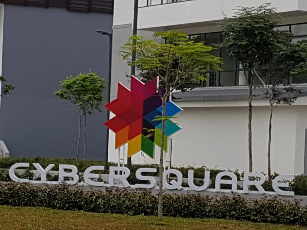 Cyberjaya Cybersquare Suite by Kroll Home2stay with UNIFI TV Wifi Studio Apt - photo 17